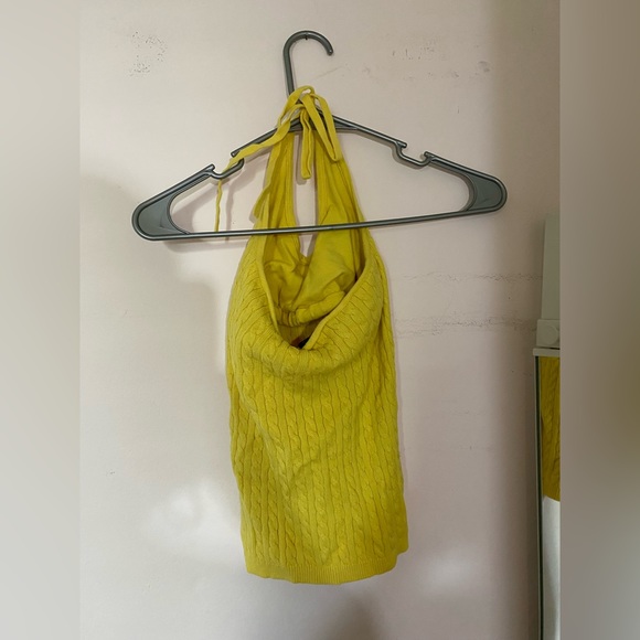 Yellow halter top, GAP Size XS - Picture 2 of 3